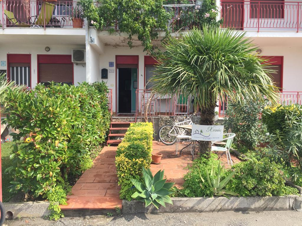 B&B Xenia ปัตตี ภายนอก รูปภาพ